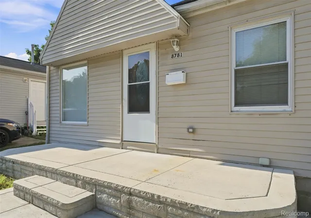 4th image of 8781 Albany St, Oak Park, MI 48237 | MLS# 20261062238