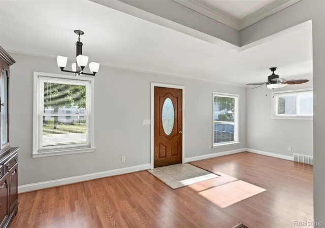 5th image of 8781 Albany St, Oak Park, MI 48237 | MLS# 20261062238