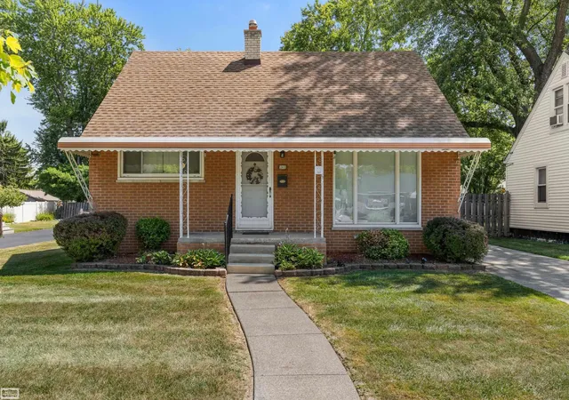 Photo 1 of Single family home for sale at 345 Gargantua Ave, Clawson, MI 48017 | MLS# 58050217723 | Listing updated on 2026-08-07