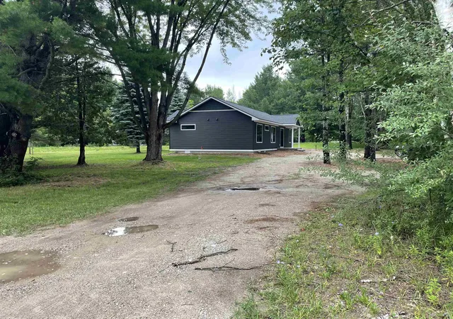 5th image of 8279 Cherry Ave, Rapid City, MI 49676 | MLS# 78080072058