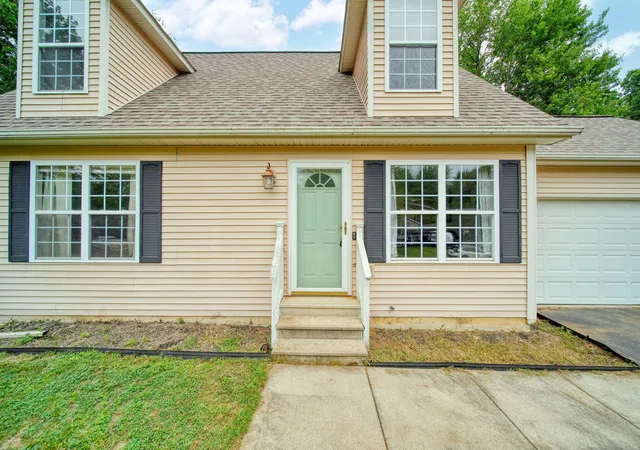 Photo 3 of Single family home for sale at 7966 Village Green Ln, Parma, MI 49269 | MLS# 81026041198 | Listing updated on 2026-10-07