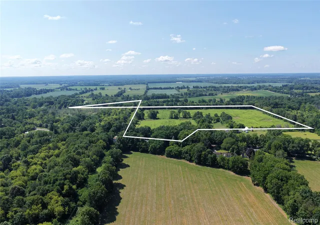 Photo 1 of Sale Pending at 000 Michigan Ave, Jackson City Jackson, MI 49269 | MLS# 20261062253 | Listing updated on 2026-09-08