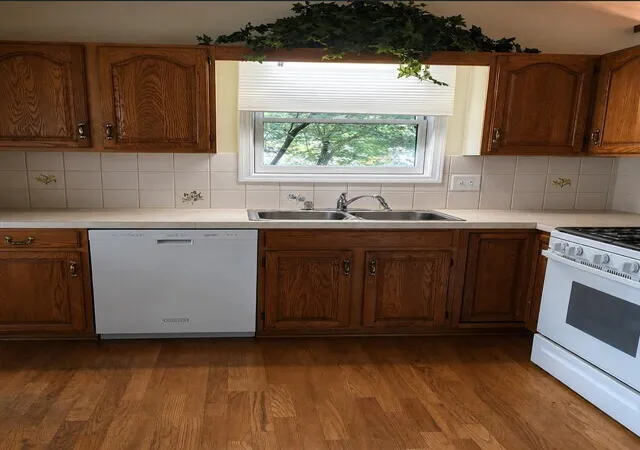 Photo 3 of Condo for sale at 3140 Old Kent Rd Se, Grand Rapids, MI 49512 | MLS# 53026041213 | Listing updated on 2026-08-19
