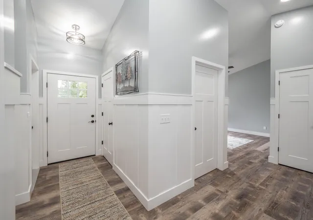 Photo 4 of Single family home for sale at 314 S Linden St, Marshall, MI 49068 | MLS# 66026041209 | Listing updated on 2026-08-20