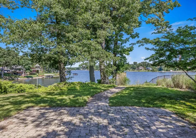 Photo 3 of Single family home for sale at 4308 Lin Nan Ln, Muskegon, MI 49441 | MLS# 58050217742 | Listing updated on 2026-08-24