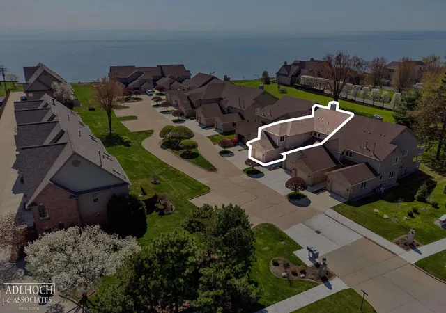 2nd image of 25540 Waterview Dr, Harrison Township, MI 48045 | MLS# 58050217746
