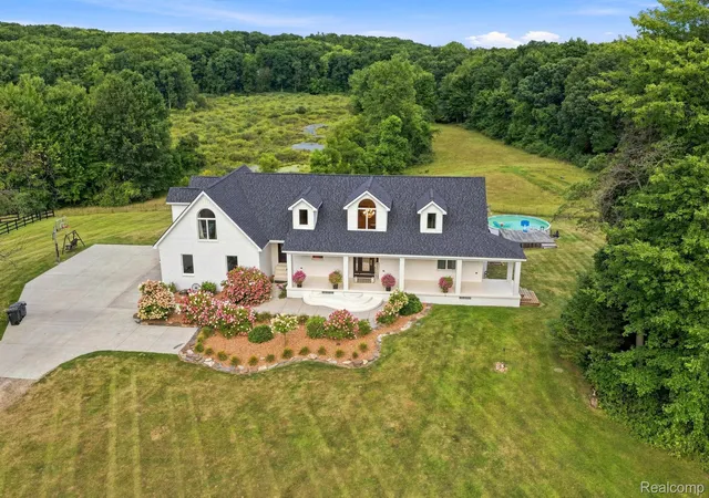 3rd image of 4759 Lasher Rd, Dryden, MI 48428 | MLS# 20261062295