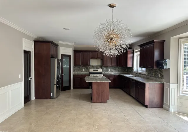 4th image of 52628 Harmony Dr, Macomb, MI 48042 | MLS# 58050217756