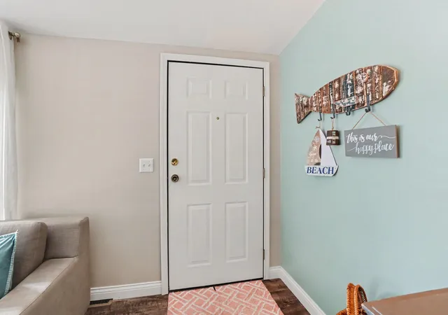 Photo 3 of Single family home for sale at 533 Humphrey St, South Haven, MI 49090 | MLS# 69026041254 | Listing updated on 2026-09-30