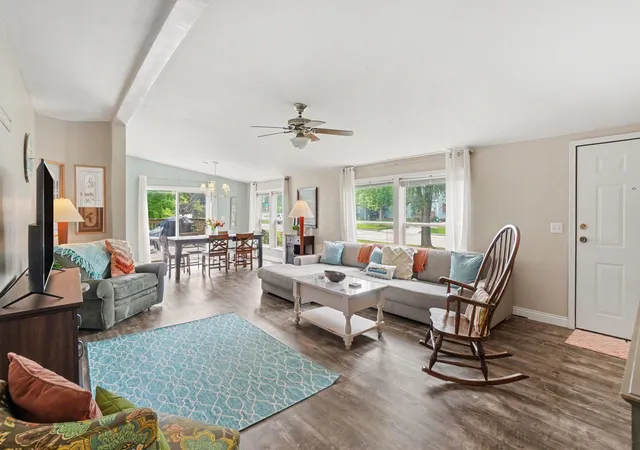 Photo 4 of Single family home for sale at 533 Humphrey St, South Haven, MI 49090 | MLS# 69026041254 | Listing updated on 2026-09-30