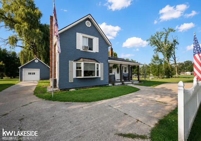 Photo 2 of Single family home for sale at 26560 26 Mile Rd, Chesterfield, MI 48051 | MLS# 58050217759 | Listing updated on 2026-08-21