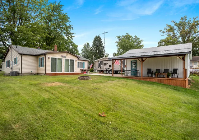 1st image of 418 W Russell Dr, Coldwater, MI 49036 | MLS# 62026041260