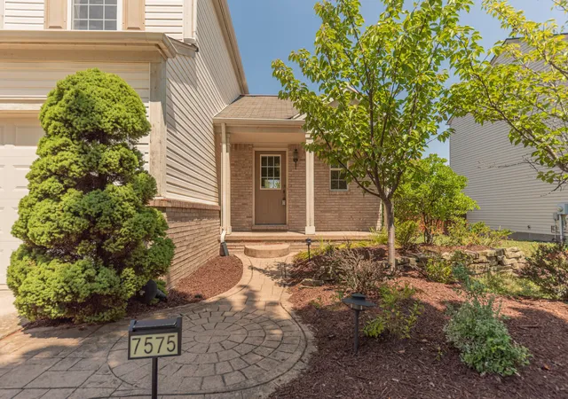 2nd image of 7575 Warwick Dr, Ypsilanti, MI 48197 | MLS# 81026041273