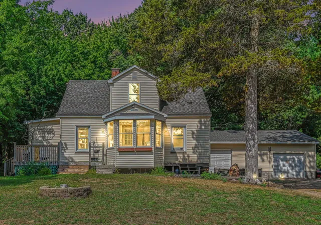 1st image of 14525 Lakeshore Ave, Grand Haven, MI 49417 | MLS# 71026041284