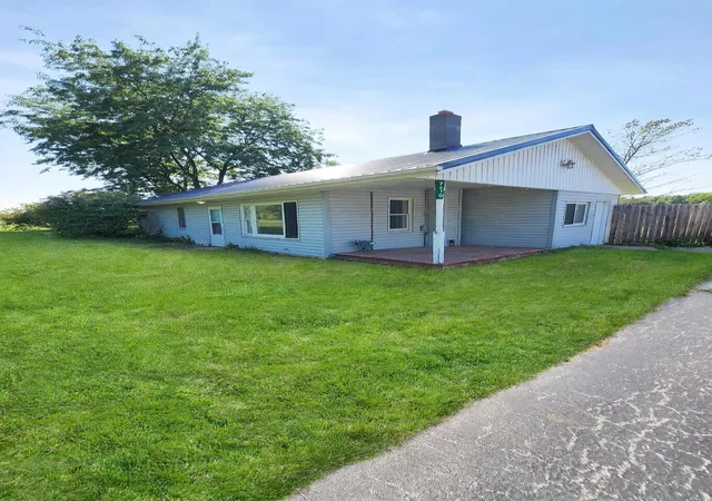 Photo 4 of Single family home for sale at 7410 Frankenmuth Rd, Vassar, MI 48768 | MLS# 65026041310 | Listing updated on 2026-08-20