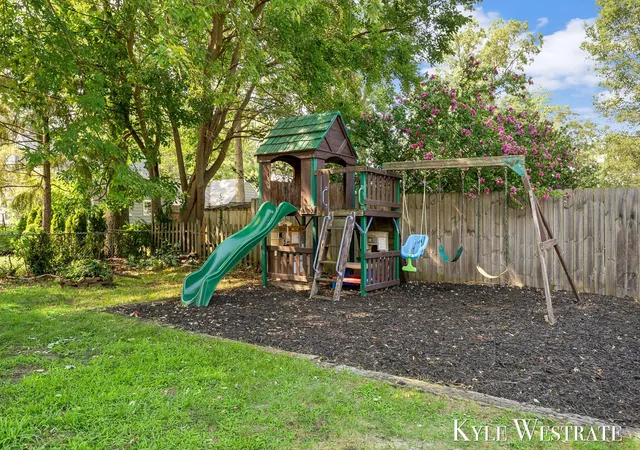 Photo 42 of Single family home for sale at 3555 Chippewa Dr, Norton Shores, MI 49441 | MLS# 65026041317 | Listing updated on 2026-10-22