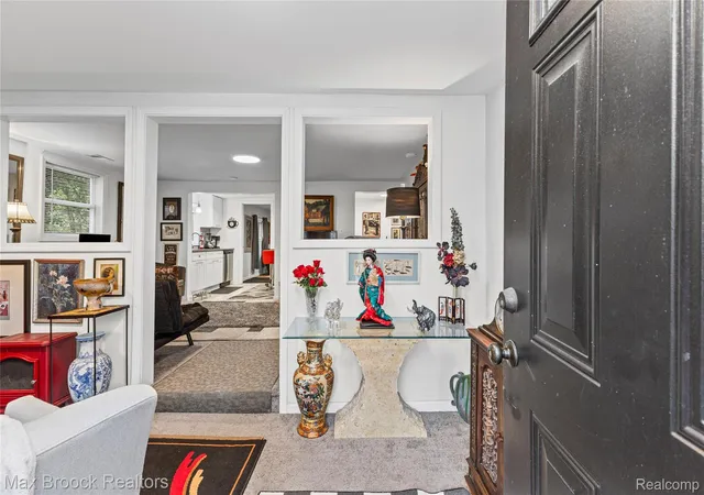 Photo 3 of Single family home for sale at 21485 Indian St, Southfield, MI 48033 | MLS# 20261062361 | Listing updated on 2026-08-19