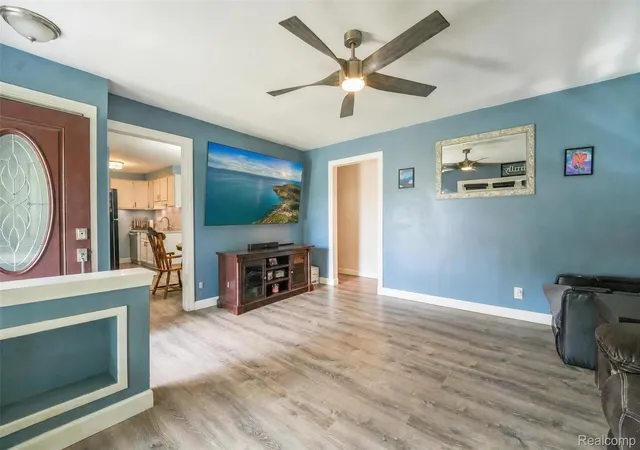 Photo 4 of Single family home for sale at 32612 Dover St, Garden City, MI 48135 | MLS# 20261062360 | Listing updated on 2026-08-26