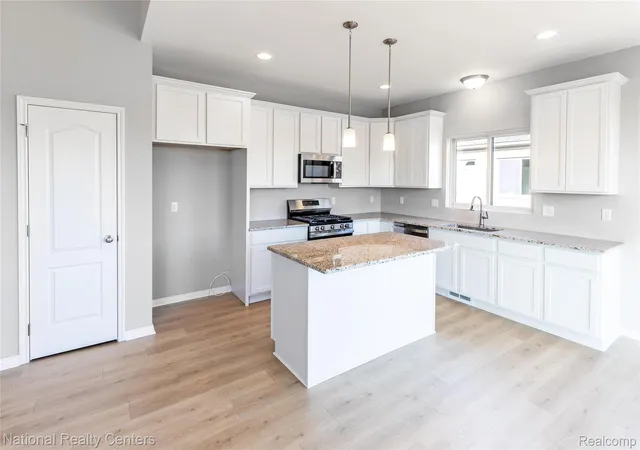 Photo 3 of Single family home for sale at 24 Woodland Meadows, Chesterfield Township Macomb, MI 48047 | MLS# 20261062364 | Listing updated on 2026-08-11