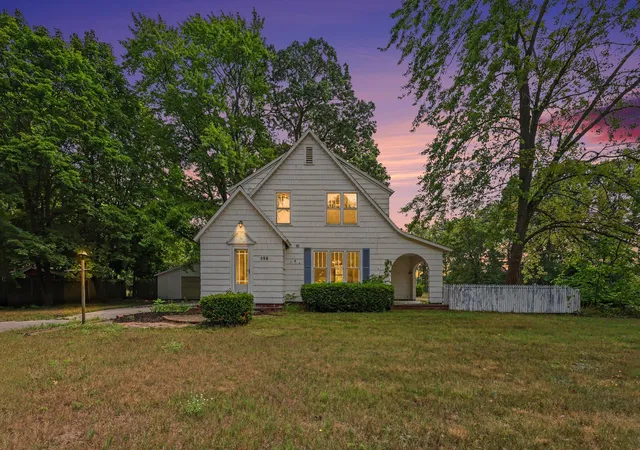 Photo 2 of Single family home for sale at 598 S Brooks Rd, Muskegon, MI 49442 | MLS# 71026041322 | Listing updated on 2026-09-14