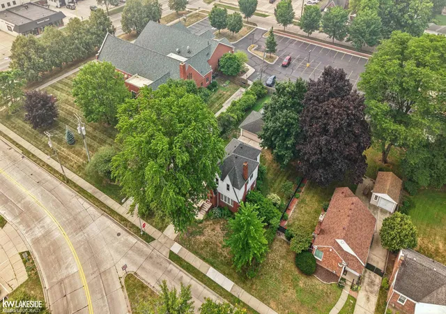 Photo 3 of Single family home for sale at 22134 Colony St, Saint Clair Shores, MI 48080 | MLS# 58050217797 | Listing updated on 2026-08-07