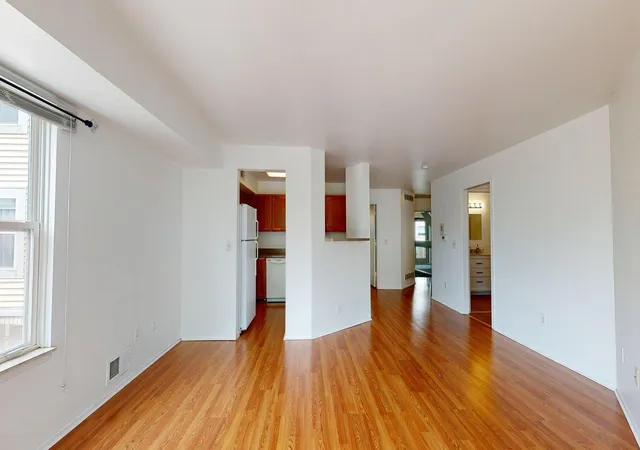 Photo 3 of Condo for sale at 2201 S Huron Pkwy #1, Ann Arbor, MI 48104 | MLS# 81026041325 | Listing updated on 2026-09-02