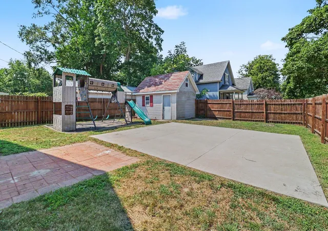 Photo 2 of Single family home for sale at 113 Franklin St, Ludington, MI 49431 | MLS# 67026041337 | Listing updated on 2026-08-31