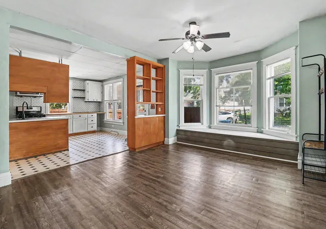Photo 4 of Single family home for sale at 113 Franklin St, Ludington, MI 49431 | MLS# 67026041337 | Listing updated on 2026-08-31