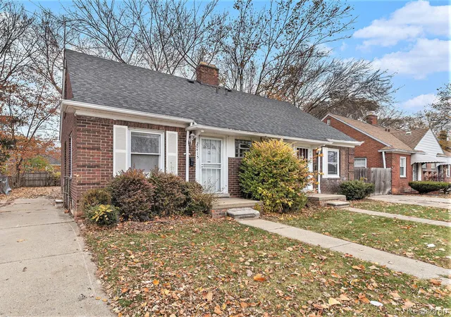 Listing Photo 3 - Condo for sale in building located at 20415-20419 Moross Rd, Detroit, MI 48224