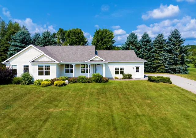 1st image of 5162 Stonefield Dr, Traverse City, MI 49684 | MLS# 78080072072