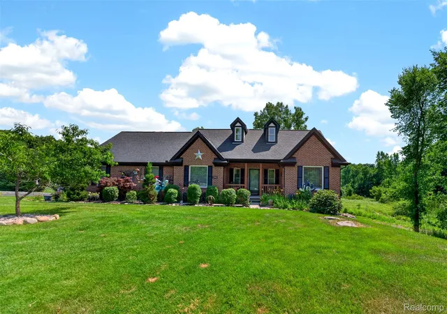 Photo 1 of Sale Pending at 2660 Scenic Meadows Dr, Ortonville, MI 48462 | MLS# 20261062397 | Listing updated on 2026-08-30