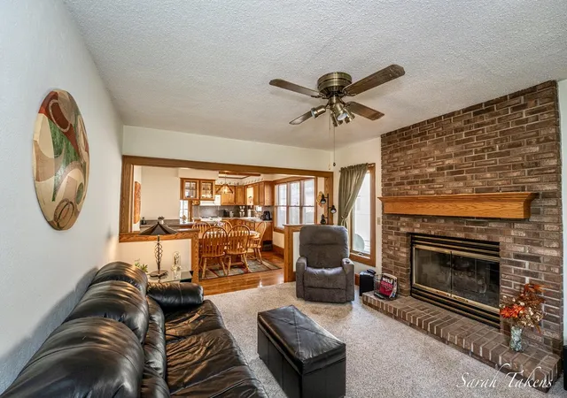3rd image of 116 35Th St Se, Grand Rapids, MI 49548 | MLS# 65026041349