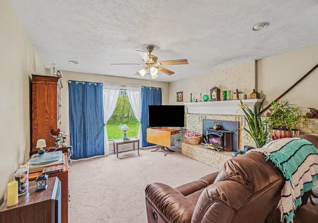 Photo 3 of Single family home for sale at 20420 Thornapple Ln, Big Rapids, MI 49307 | MLS# 65026041353 | Listing updated on 2026-09-15