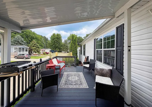 Photo 2 of Single family home for sale at 50214 Ambleside Ct, Shelby Township, MI 48315 | MLS# 58050217815 | Listing updated on 2026-08-07