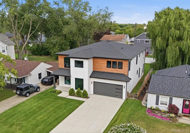 Photo 2 of Single family home for sale at 3516 Linwood Ave, Royal Oak, MI 48073 | MLS# 20261062417 | Listing updated on 2026-10-17
