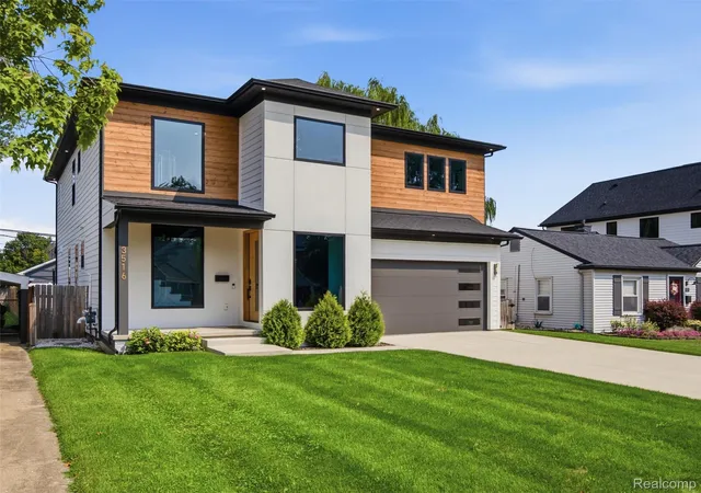 Photo 3 of Single family home for sale at 3516 Linwood Ave, Royal Oak, MI 48073 | MLS# 20261062417 | Listing updated on 2026-10-17