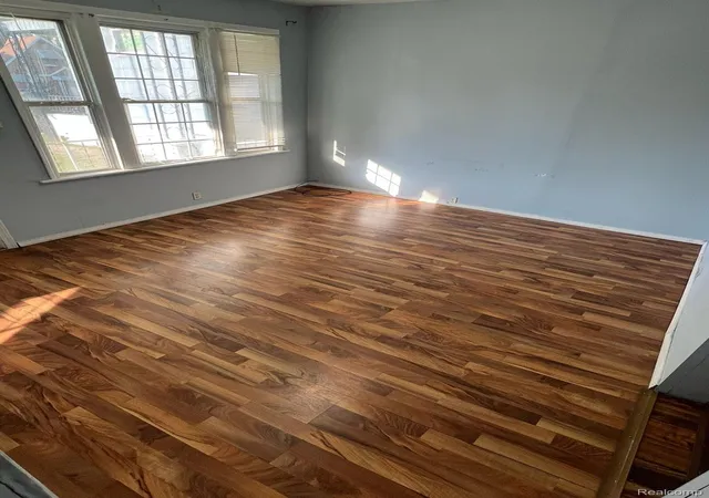 Photo 3 of Single family home for sale at 5582 Caniff St, Hamtramck, MI 48212 | MLS# 20261062420 | Listing updated on 2026-08-08
