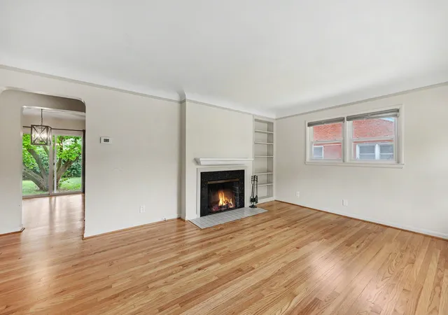 25th image of 1597 Greenview Dr, Ann Arbor, MI 48103 | MLS# 81026041365