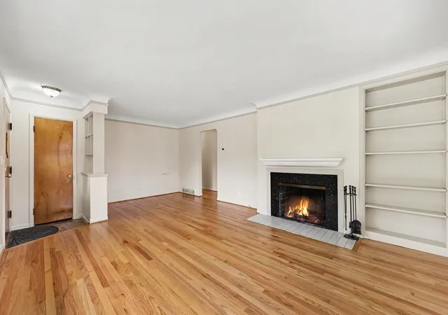 Photo 3 of Single family home for sale at 1597 Greenview Dr, Ann Arbor, MI 48103 | MLS# 81026041365 | Listing updated on 2026-09-11