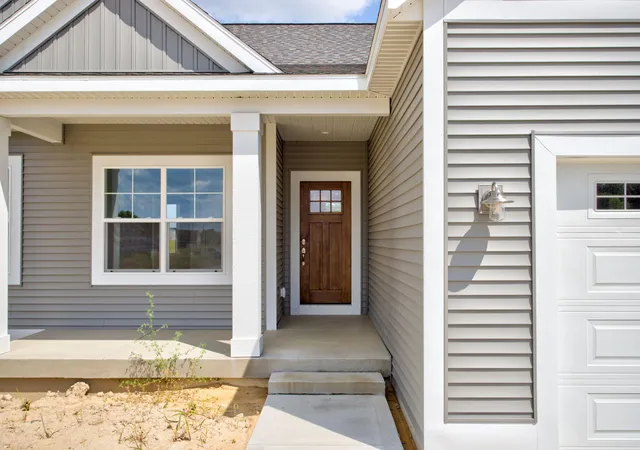 Photo 2 of Single family home for sale at 11665 Cherrybud Dr, Holland, MI 49424 | MLS# 71026041369 | Listing updated on 2026-09-01