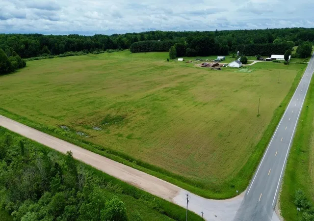 Photo 3 of Single family home for sale at 11791 Coates Hwy, Brethren, MI 49619 | MLS# 67026041374 | Listing updated on 2026-08-25