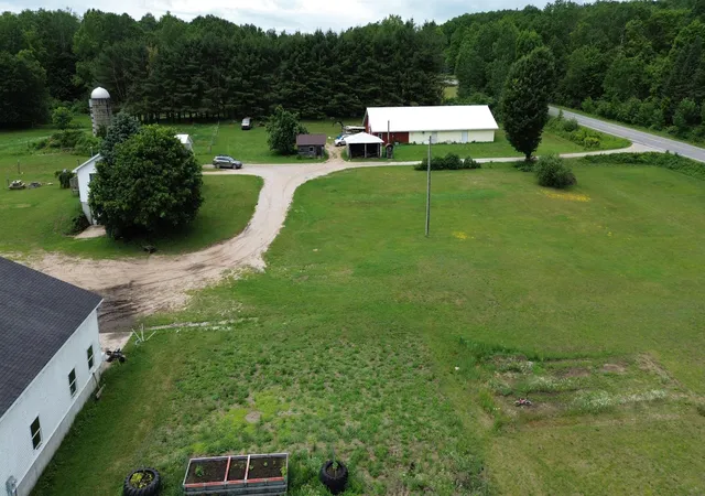 Photo 3 of Single family home for sale at 11791 Coates Hwy, Brethren, MI 49619 | MLS# 67026041374 | Listing updated on 2026-08-25