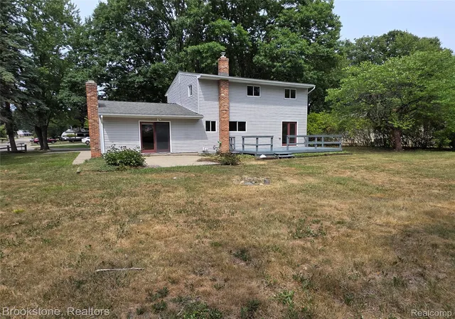 Photo 2 of Single family home for sale at 1243 Pickwick Pl, Flint, MI 48507 | MLS# 20261062446 | Listing updated on 2026-08-07