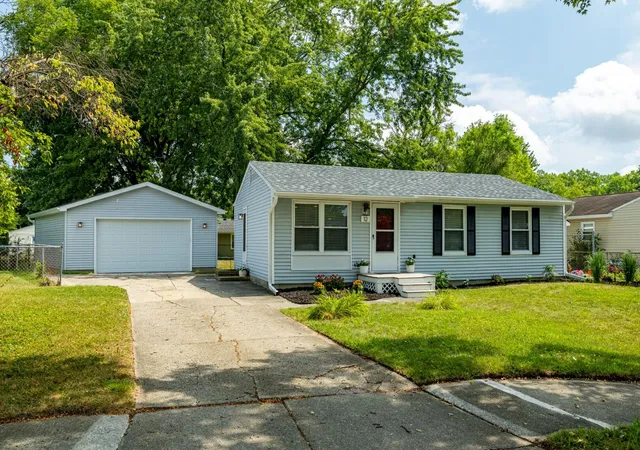 1st image of 12 W Eden Ct, Ann Arbor, MI 48108 | MLS# 81026041390