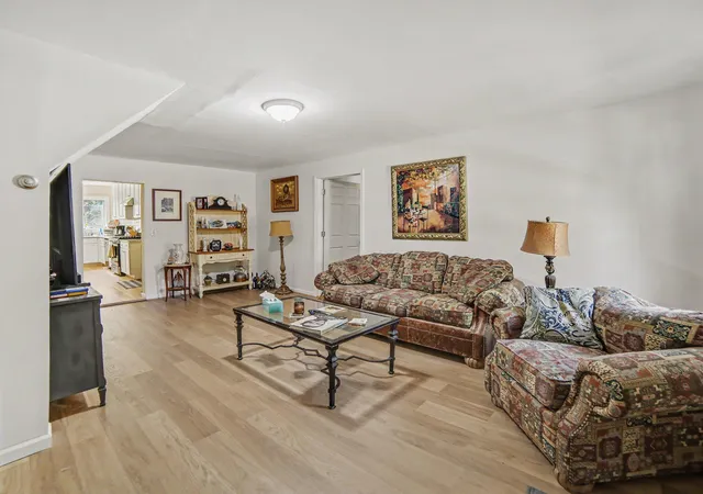 Photo 4 of Single family home for sale at 612 E Melendy St, Ludington, MI 49431 | MLS# 67026041388 | Listing updated on 2026-09-28