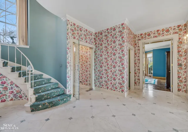 Photo 3 of Single family home for sale at 105 Lake Shore Rd, Grosse Pointe Farms, MI 48236 | MLS# 58050217830 | Listing updated on 2026-08-27