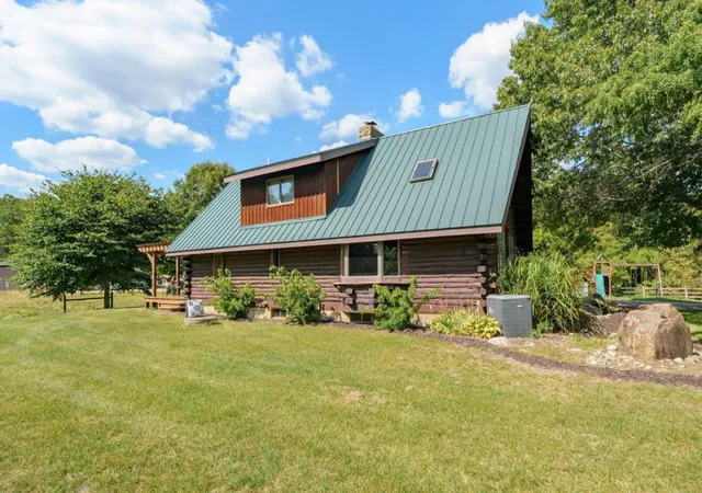 Photo 4 of Single family home for sale at 3310 26th Street, Hopkins, MI 49328 | MLS# 65026041396 | Listing updated on 2026-08-17