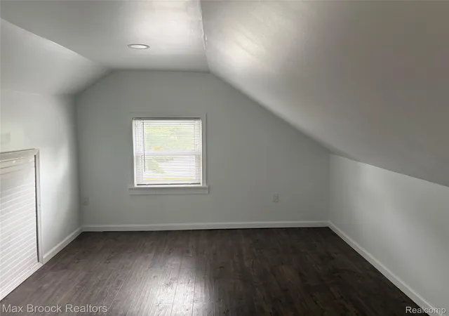 Photo 4 of Single family home for sale at 27141 Hampden St, Madison Heights, MI 48071 | MLS# 20261062456 | Listing updated on 2026-10-30