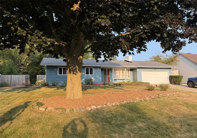 Photo 1 of Single family home for sale at 161 Edith St, Oxford, MI 48371 | MLS# 20261062459 | Listing updated on 2026-08-27