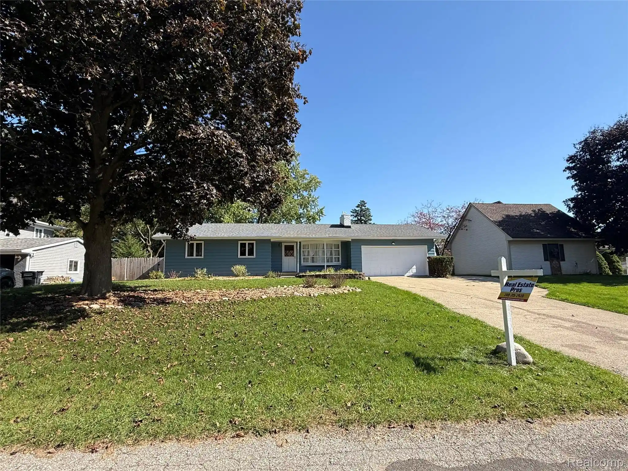 Photo 1 of Single family home for sale at 161 Edith St, Oxford, MI 48371 | MLS# 20261062459 | Listing updated on 2026-10-14